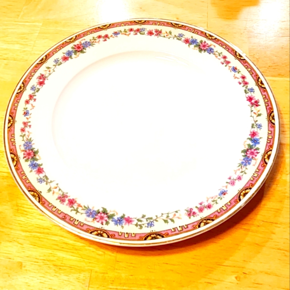 Wildflowerby THUN Dinner Plate • Crafted In CZECHOSLOVAKIA • Discontinued.